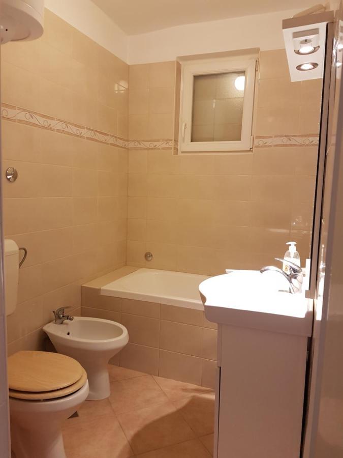 Apartmani Ljerka 马林斯卡 外观 照片